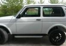 LADA (VAZ)Niva satilir