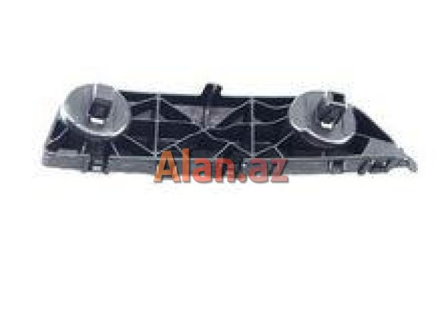 Ön sol bufer tutacağı Nissan 622251HA0A