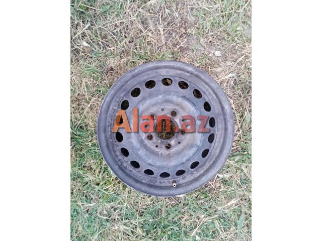 Mersedes 15 lik Disk  ve qalpaq
