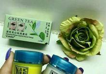 Yaşil cay kremi uzdeki lekeleri aparir, derini cavanlasdirir