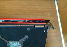 AMD Radeon HD 8990 sekildekidir ela veziyyetdedir