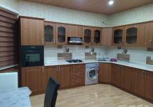 Mərdəkan qəsəbəsi “Qoşa Qala”restoranı yaxınlığında   6 otaqlı ev