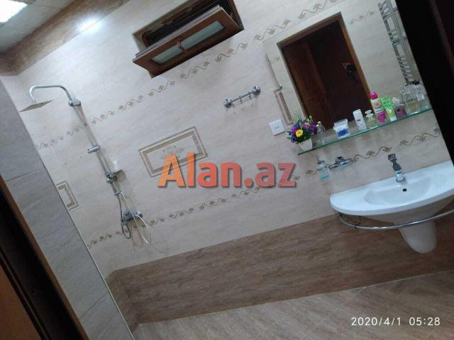 Mərdəkan qəsəbəsi “Qoşa Qala”restoranı yaxınlığında   6 otaqlı ev