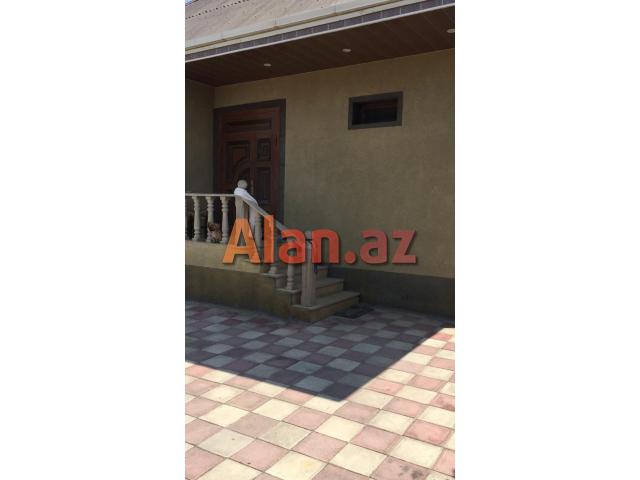 Mərdəkan qəsəbəsi “Qoşa Qala”restoranı yaxınlığında   6 otaqlı ev