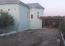 Ağsu şəhərində həyət evi
