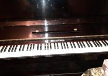 Belarus 3pedalli piano