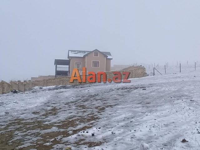 Şamaxı rayonun Pirqulu Nağaraxana kəndində ev satıram!
