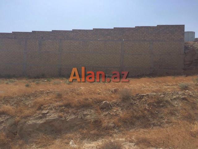 Şıxovda torpaq sahəsi