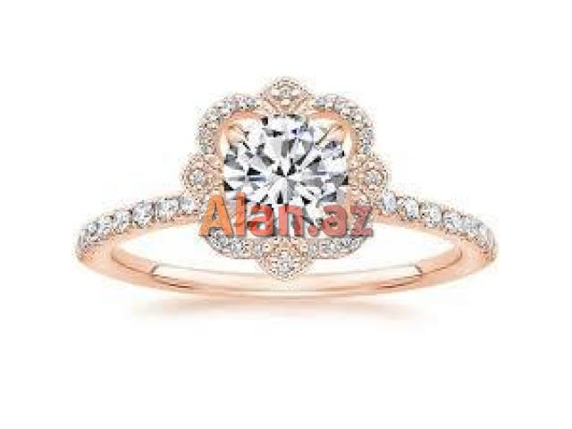 Qadınlar üçün qızıl əşyalar