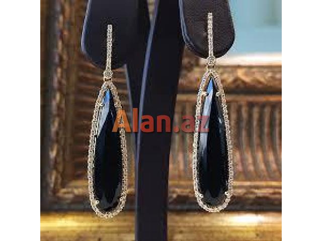 Qadınlar üçün qızıl əşyalar