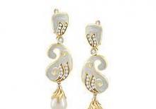 Qadınlar üçün qızıl əşyalar