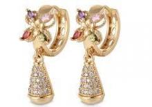 Qadınlar üçün qızıl əşyalar