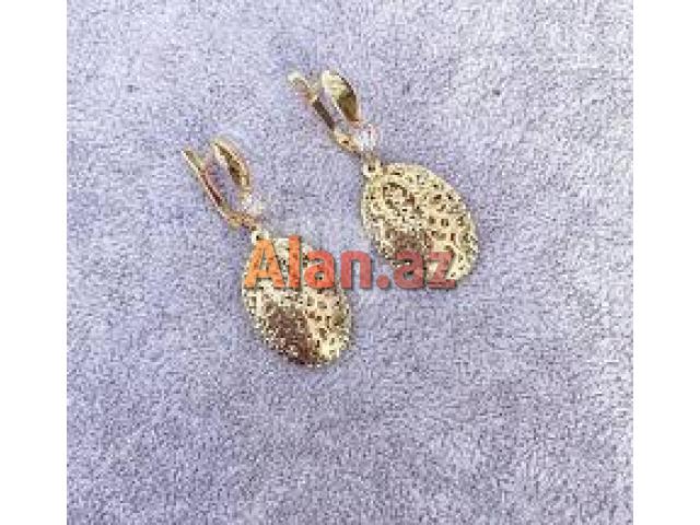 Qadınlar üçün qızıl əşyalar