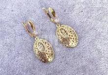 Qadınlar üçün qızıl əşyalar