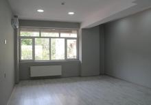 Nesimi Metrosu,4cu mikrorayon