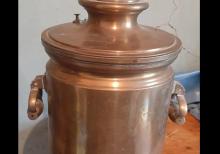 Qədimi samavar satiram