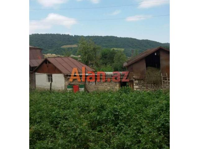 Şamaxi rayonu Qizmeydan kendi ev satilir