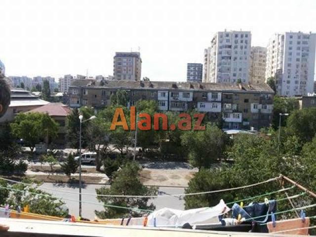 Nerimanov metrosu, Pekin restorani ile uzbeuz