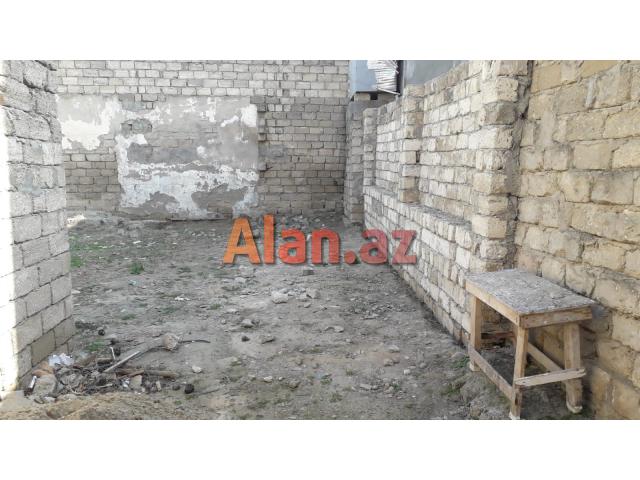 Qaraçuxurda torpaq satılır