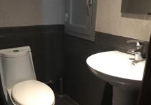 Yeni Yasamal qes. yeni Bravo marketin yani, metroya 2 ostanovka.