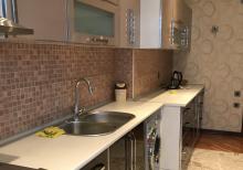 Yeni Yasamal qes. yeni Bravo marketin yani, metroya 2 ostanovka.