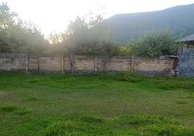 Qax rayonu Qaxbaş kəndində torpaq sahəsi satılır.