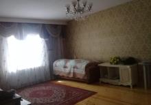 Müşviqabadda temirli eşyalı bağ evi satılır