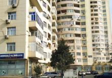 Xetai rayonunda 3 otaqli temirli ev satilir esyali kombi sistemi her bir seraiti var
