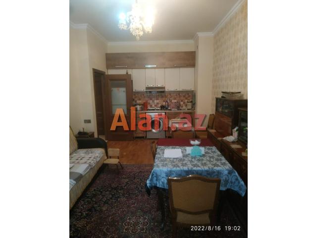 Suraxani ray. Yeni Gunesli qes. Xezer Insaat kompleksinde.