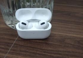 Apple airpods pro satilir original islək