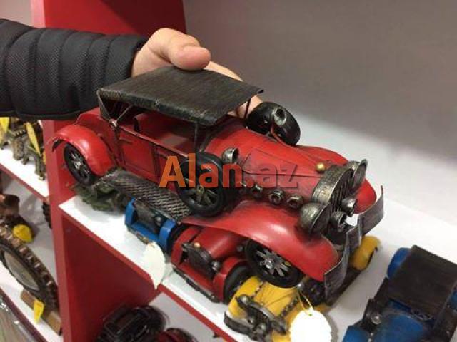 Klassik avtomobil maketi