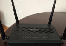 Tenda D305 adsl router wi-fi modem