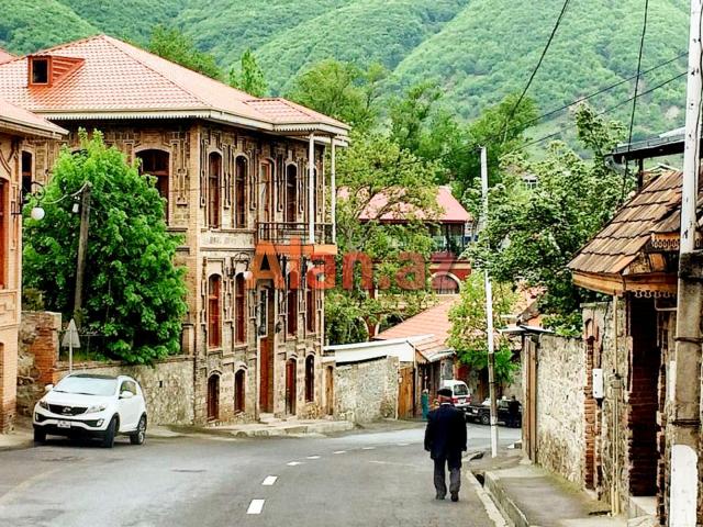Şəkidə Villa Kirayə (günlük)
