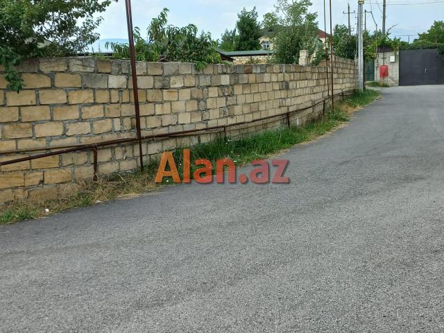 Qubada həyətyanı torpaq sahəsi satılır
