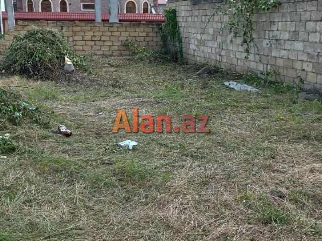 Qubada həyətyanı torpaq sahəsi satılır