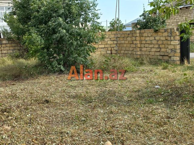 Qubada həyətyanı torpaq sahəsi satılır