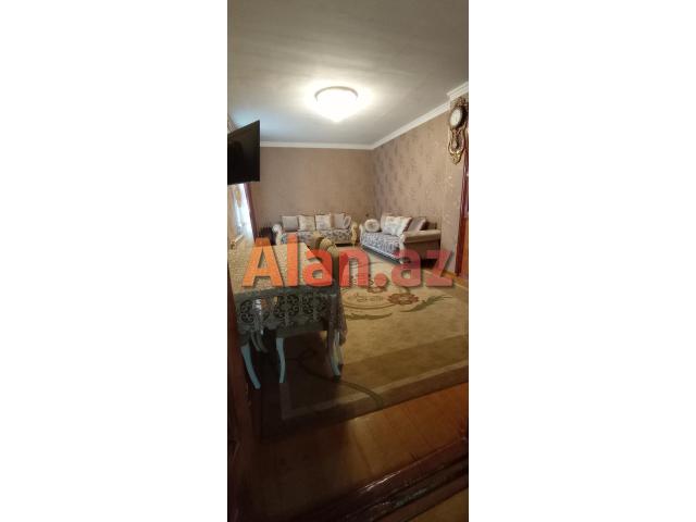 Quba ev satılır