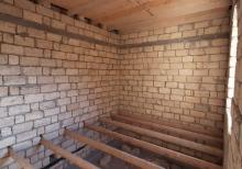 tecili 2 otaqli heyet evi satilir