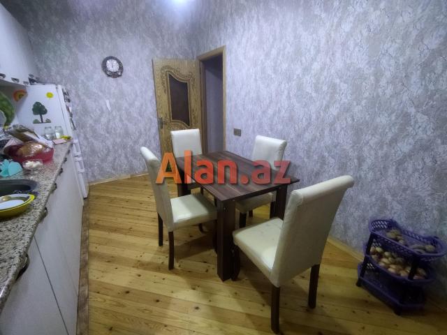 Mətbəx masası və oturacaqlar