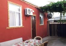 Bineqedi qesebesi.Heyet evi satilir