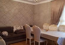 Bineqedi qesebesi.Heyet evi satilir