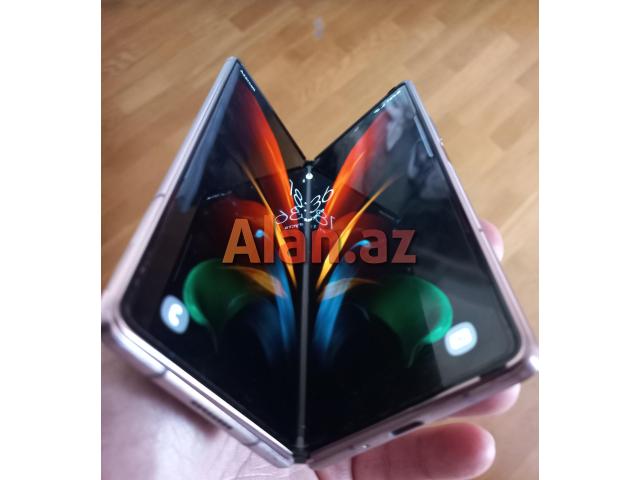 Samsung z fold 2