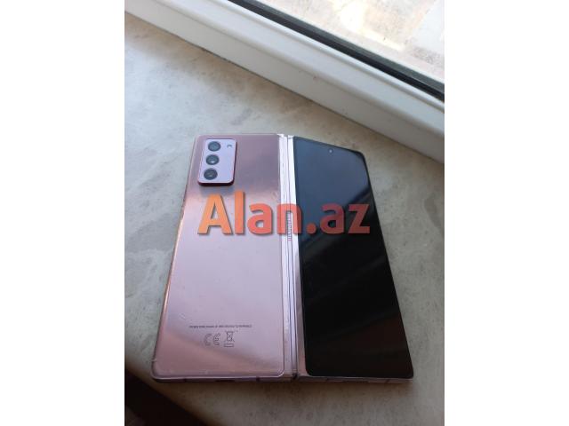 Samsung z fold 2