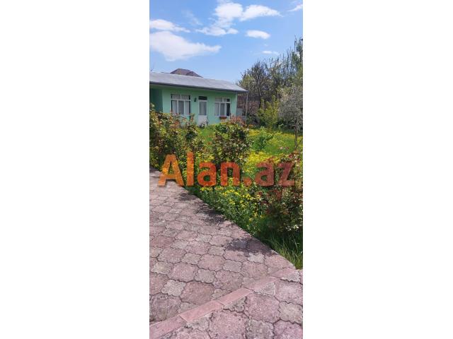 Qubada gűnlűk kirayə evlər