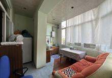 TECİLİ Ehmedli qes. 34 cu Polis Bolmesi yani 2 otaga duzelme Menzil satilir.