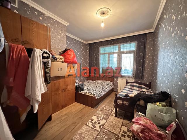 TECİLİ Ehmedli qes. 34 cu Polis Bolmesi yani 2 otaga duzelme Menzil satilir.