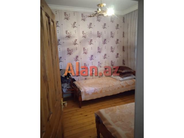 Qusarda həyət evi satılır