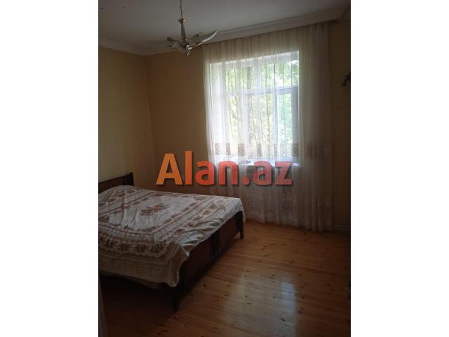 Qusarda həyət evi satılır