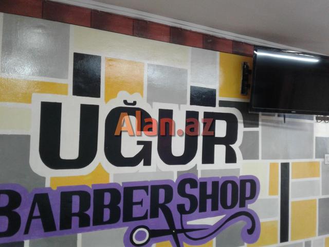 Berber kisi sac kesimleri.Yerin icaresi