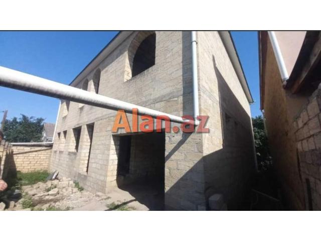Həyət evi satılır